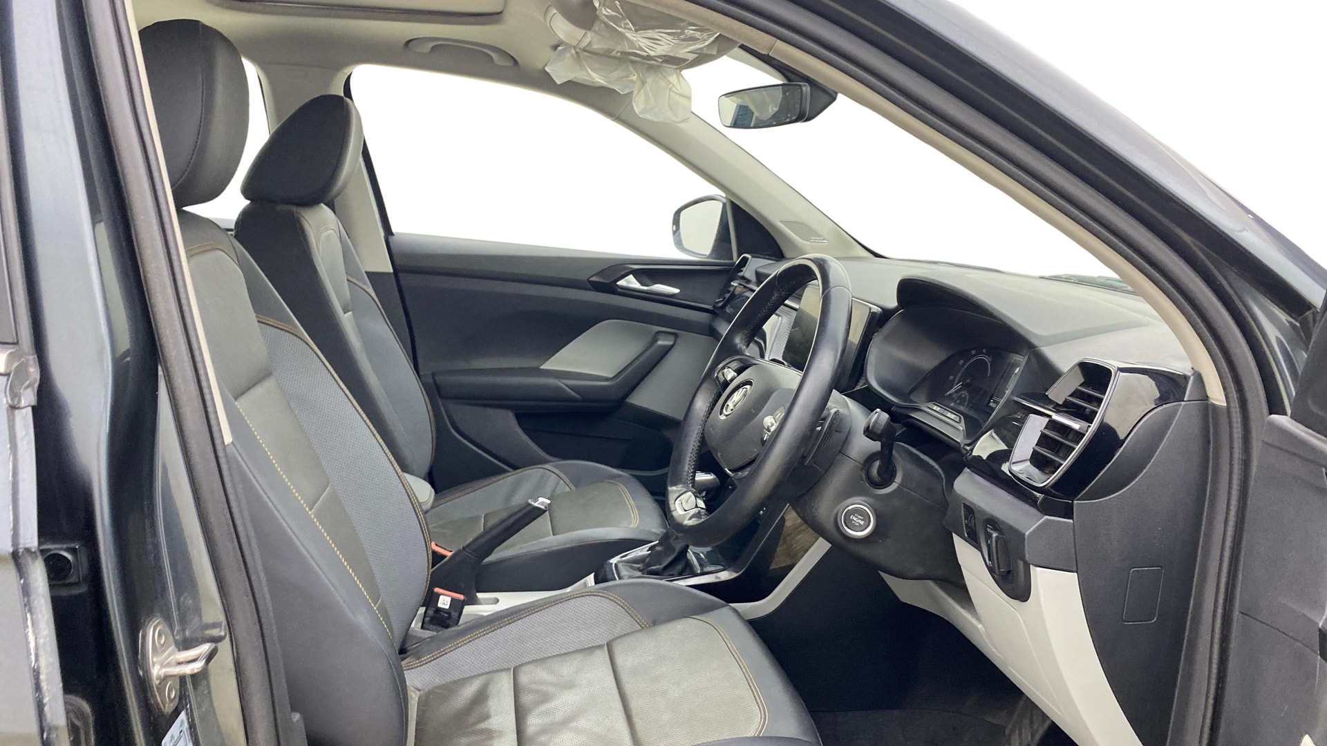 View 2022 Skoda Kushaq Style 1.0 TSI AT Image 18 Used 2022 Skoda Kushaq Style 1.0 TSI AT Image 18