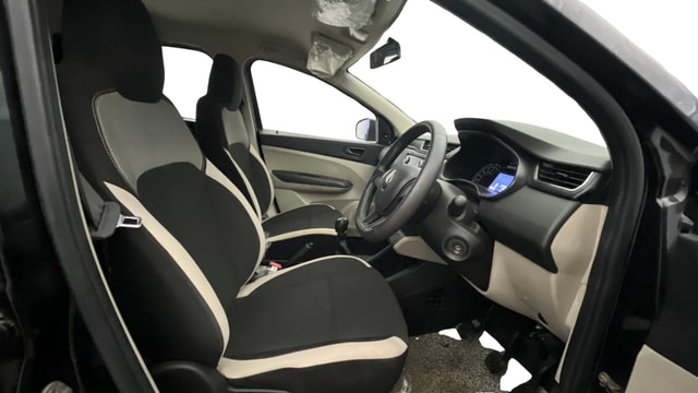 View Renault Triber Image 17 Used Renault Triber Image 17