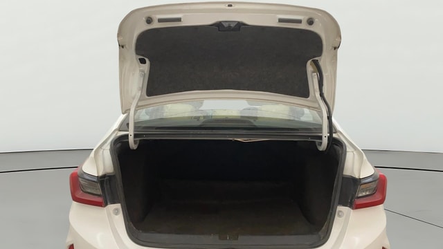 View Honda City ZX Image 31 Used Honda City ZX Image 31