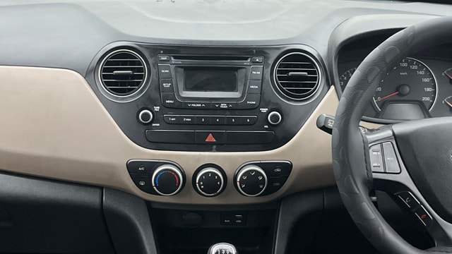 View Hyundai Grand i10 Image 17 Used Hyundai Grand i10 Image 17