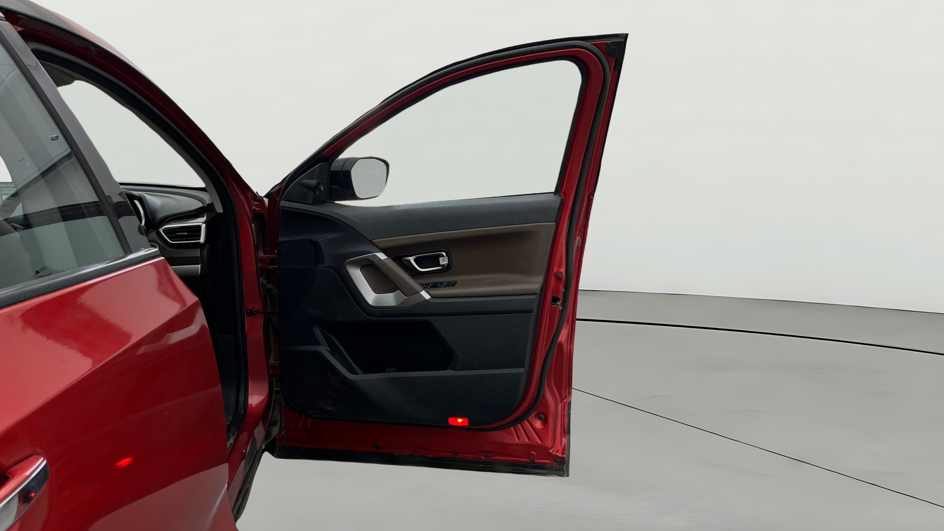 View 2021 Tata Harrier XE Image 48 Used 2021 Tata Harrier XE Image 48