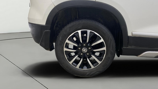 View Toyota Urban Cruiser Image 34 Used Toyota Urban Cruiser Image 34