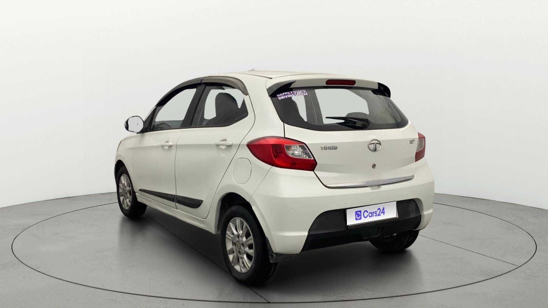 View 2019 Tata Tiago Revotorq XB Image 2 Used 2019 Tata Tiago Revotorq XB Image 2