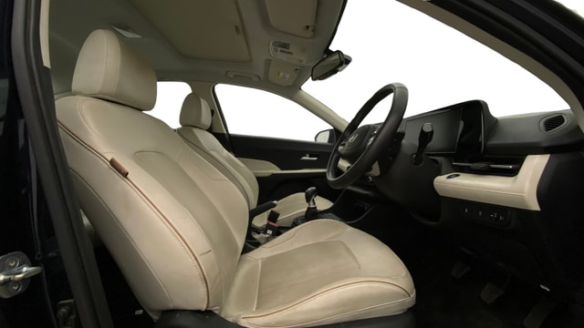 View Hyundai Verna Image 28 Used Hyundai Verna Image 28