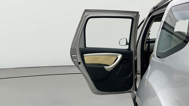 View Renault Duster Image 22 Used Renault Duster Image 22