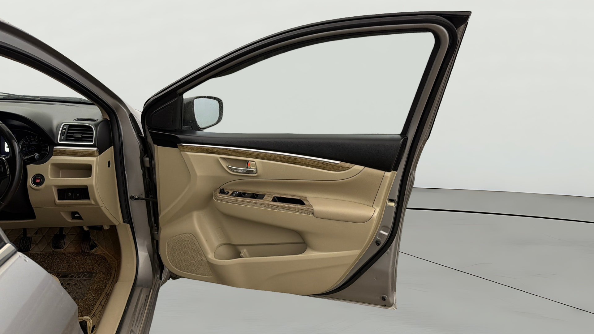 View 2020 Maruti Suzuki 1000 Base Variant Image 46 Used 2020 Maruti Suzuki 1000 Base Variant Image 46