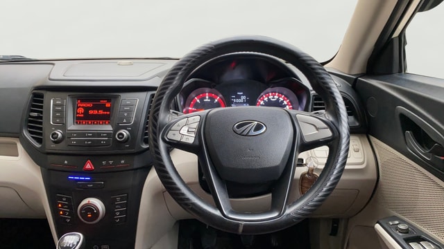 View Mahindra XUV300 Image 14 Used Mahindra XUV300 Image 14