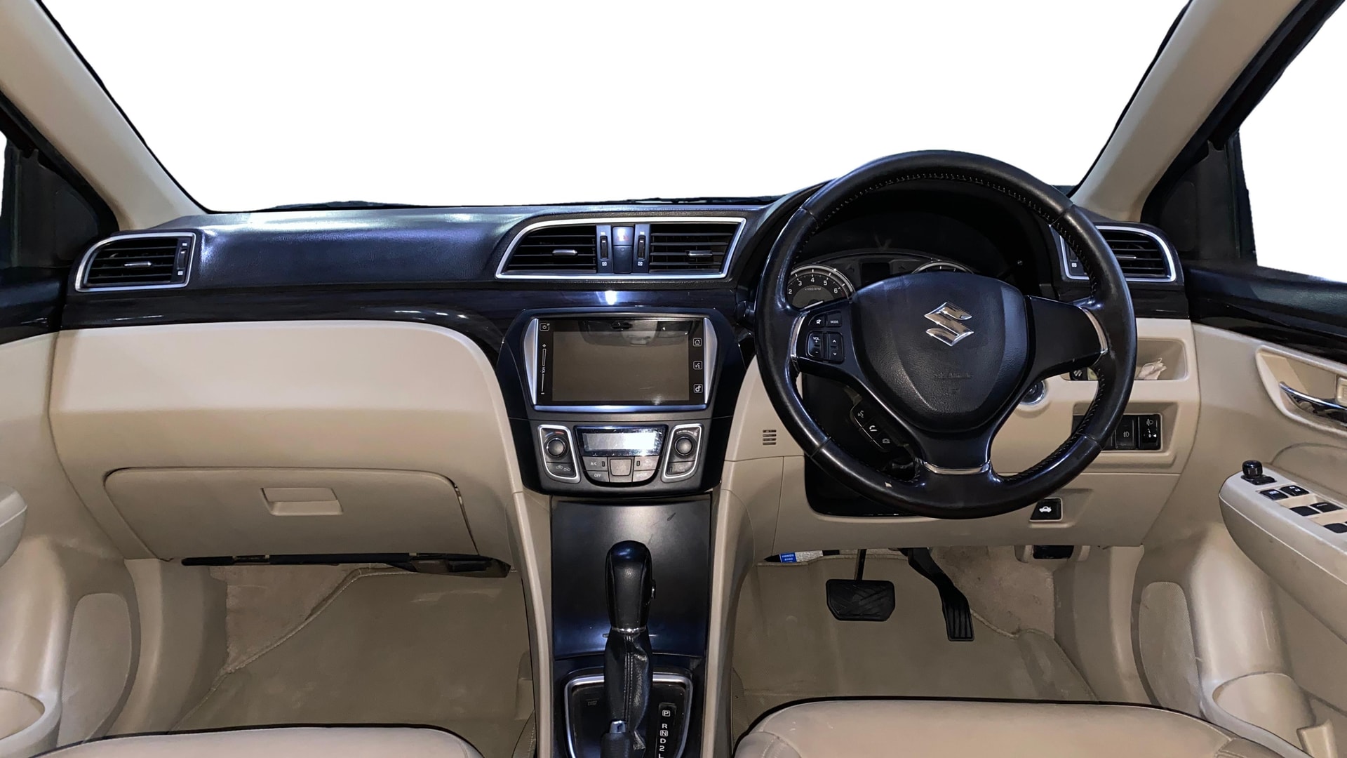 View 2017 Maruti Suzuki 1000 Base Variant Image 29 Used 2017 Maruti Suzuki 1000 Base Variant Image 29