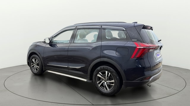View Mahindra XUV700 Image 2 Used Mahindra XUV700 Image 2