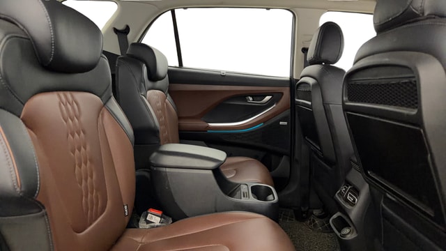 View Hyundai Alcazar Image 38 Used Hyundai Alcazar Image 38
