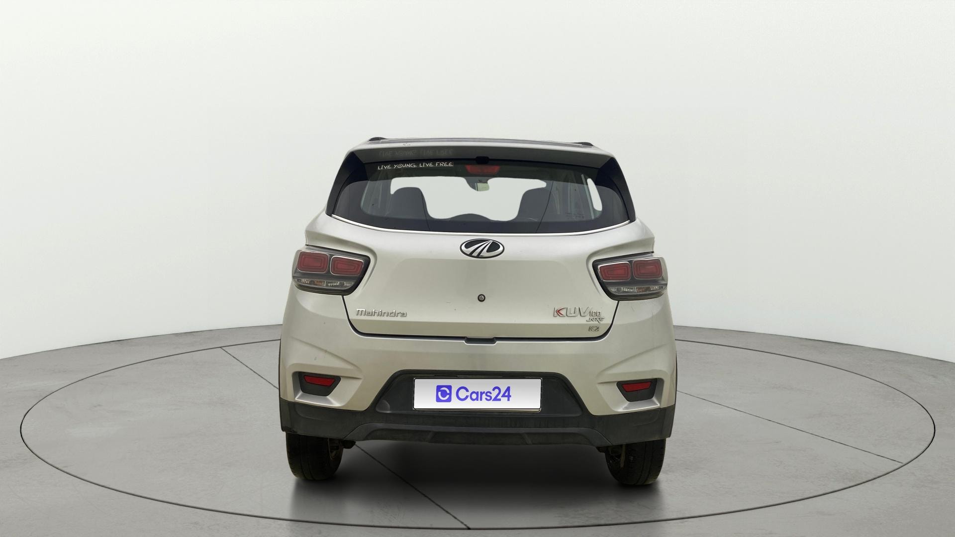 View 2018 Mahindra KUV100 K2 Petrol BS IV Image 38 Used 2018 Mahindra KUV100 K2 Petrol BS IV Image 38