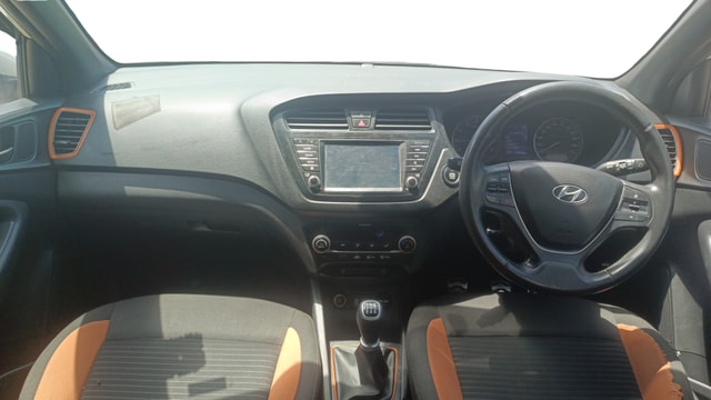 View Hyundai i20 Active Image 31 Used Hyundai i20 Active Image 31