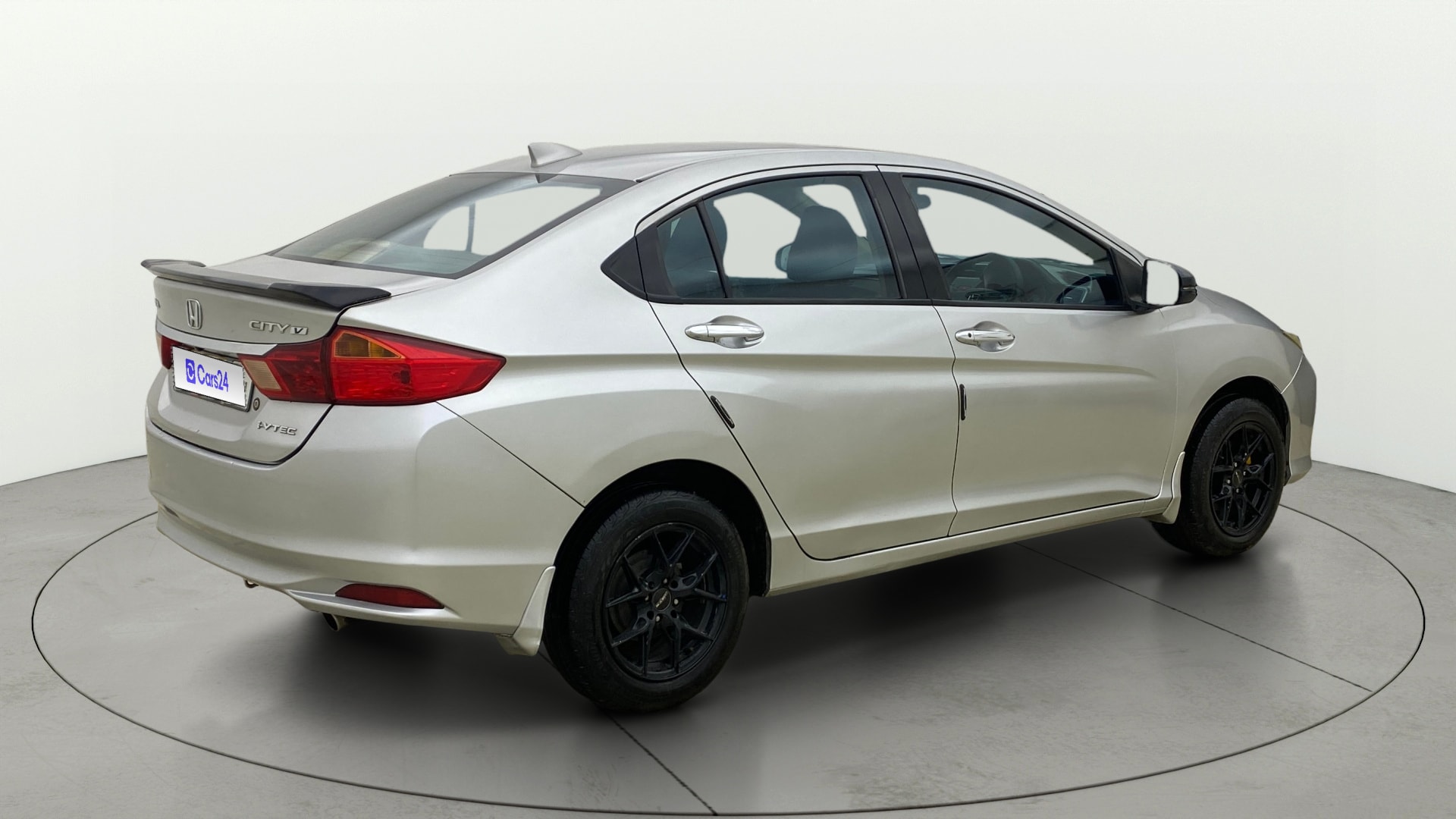 View 2015 Honda City ZX MT Diesel Anniversary Edition Image 43 Used 2015 Honda City ZX MT Diesel Anniversary Edition Image 43