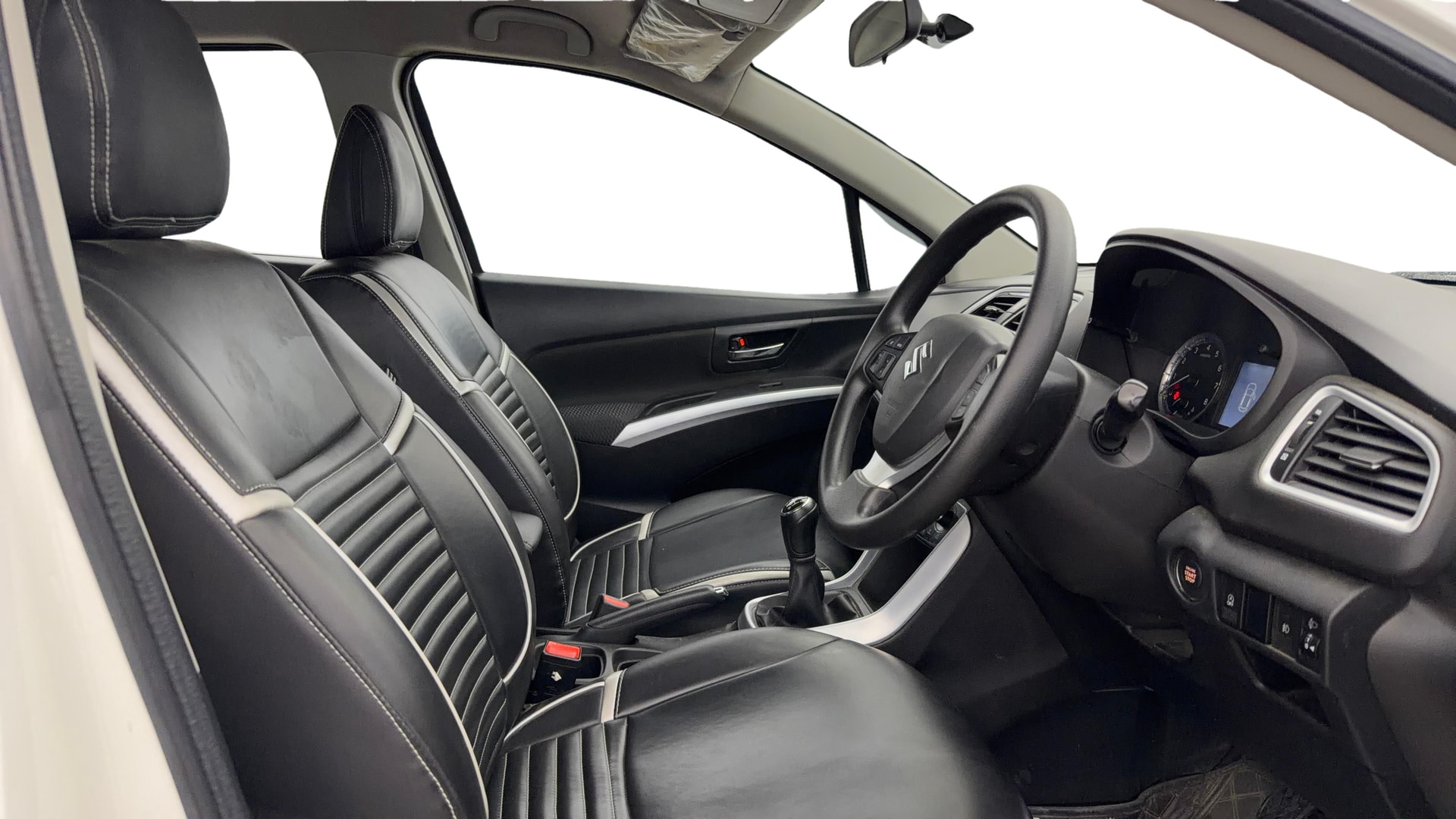 View 2022 Maruti Suzuki 1000 Base Variant Image 18 Used 2022 Maruti Suzuki 1000 Base Variant Image 18