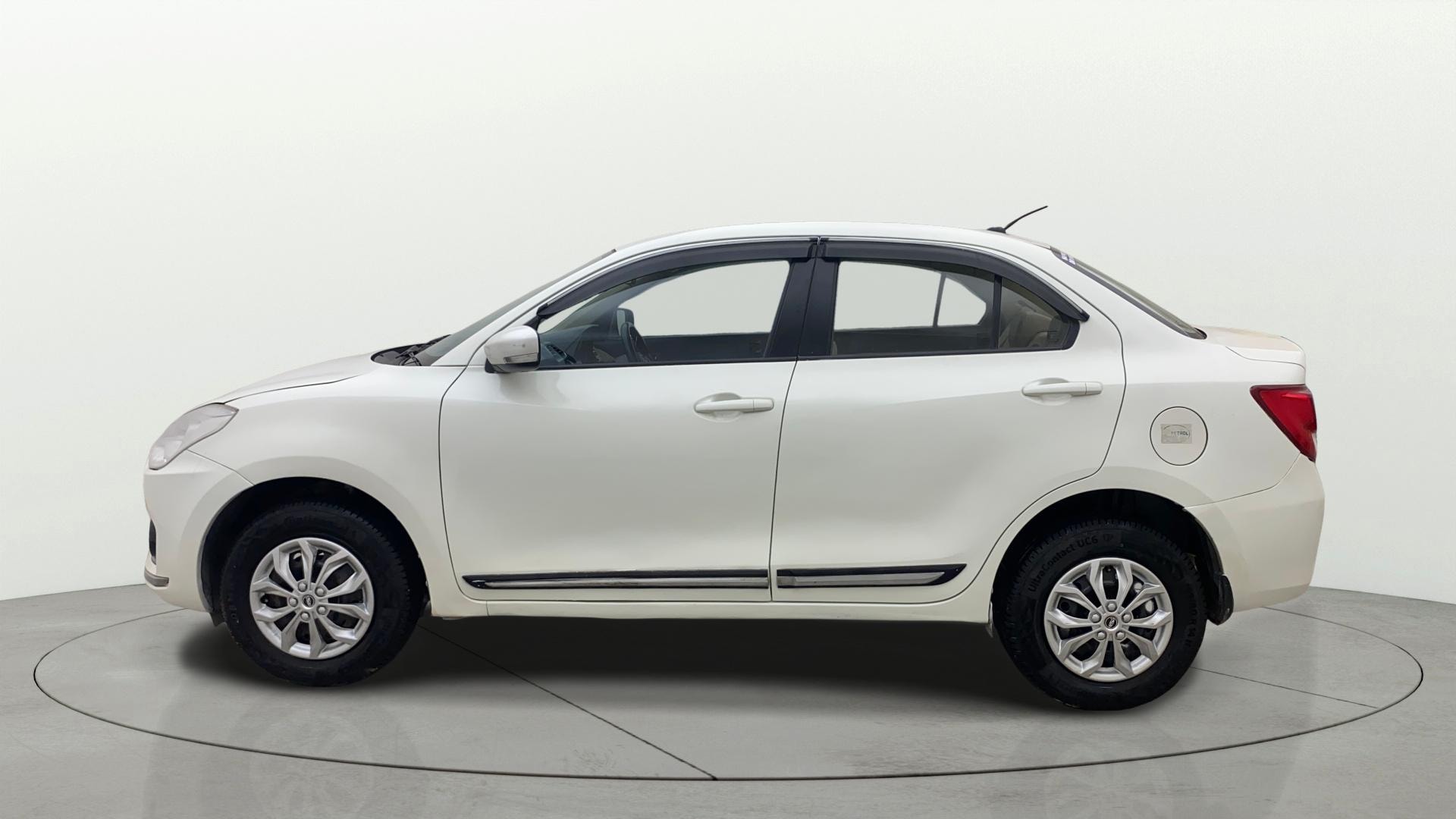 View 2020 Maruti Suzuki 1000 Base Variant Image 5 Used 2020 Maruti Suzuki 1000 Base Variant Image 5