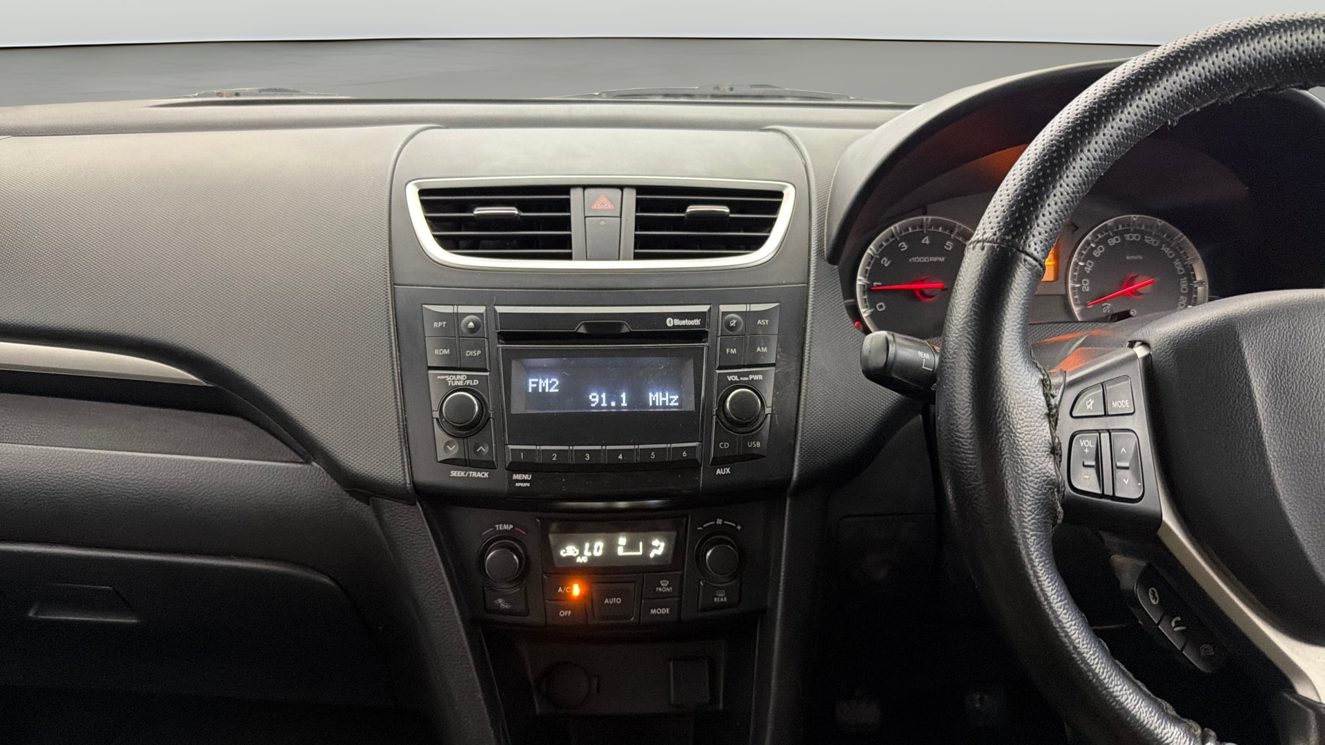 View 2015 Maruti Suzuki 1000 Base Variant Image 17 Used 2015 Maruti Suzuki 1000 Base Variant Image 17