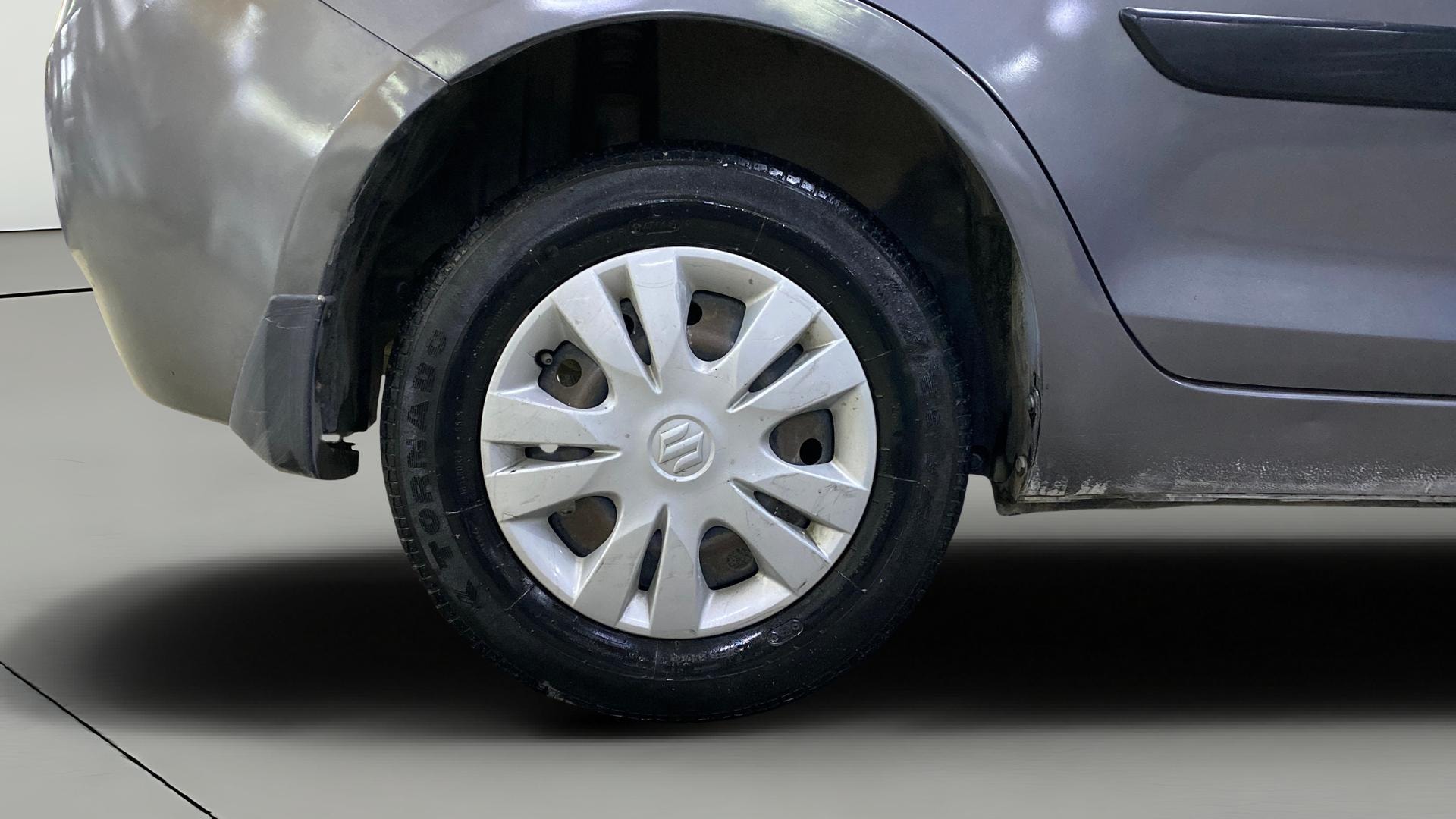 View 2015 Maruti Suzuki 1000 Base Variant Image 23 Used 2015 Maruti Suzuki 1000 Base Variant Image 23