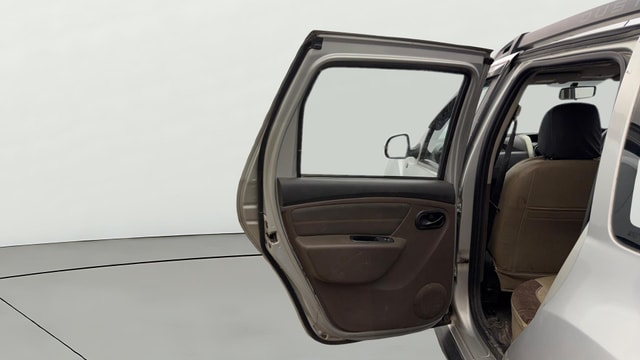 View Renault Duster Image 14 Used Renault Duster Image 14
