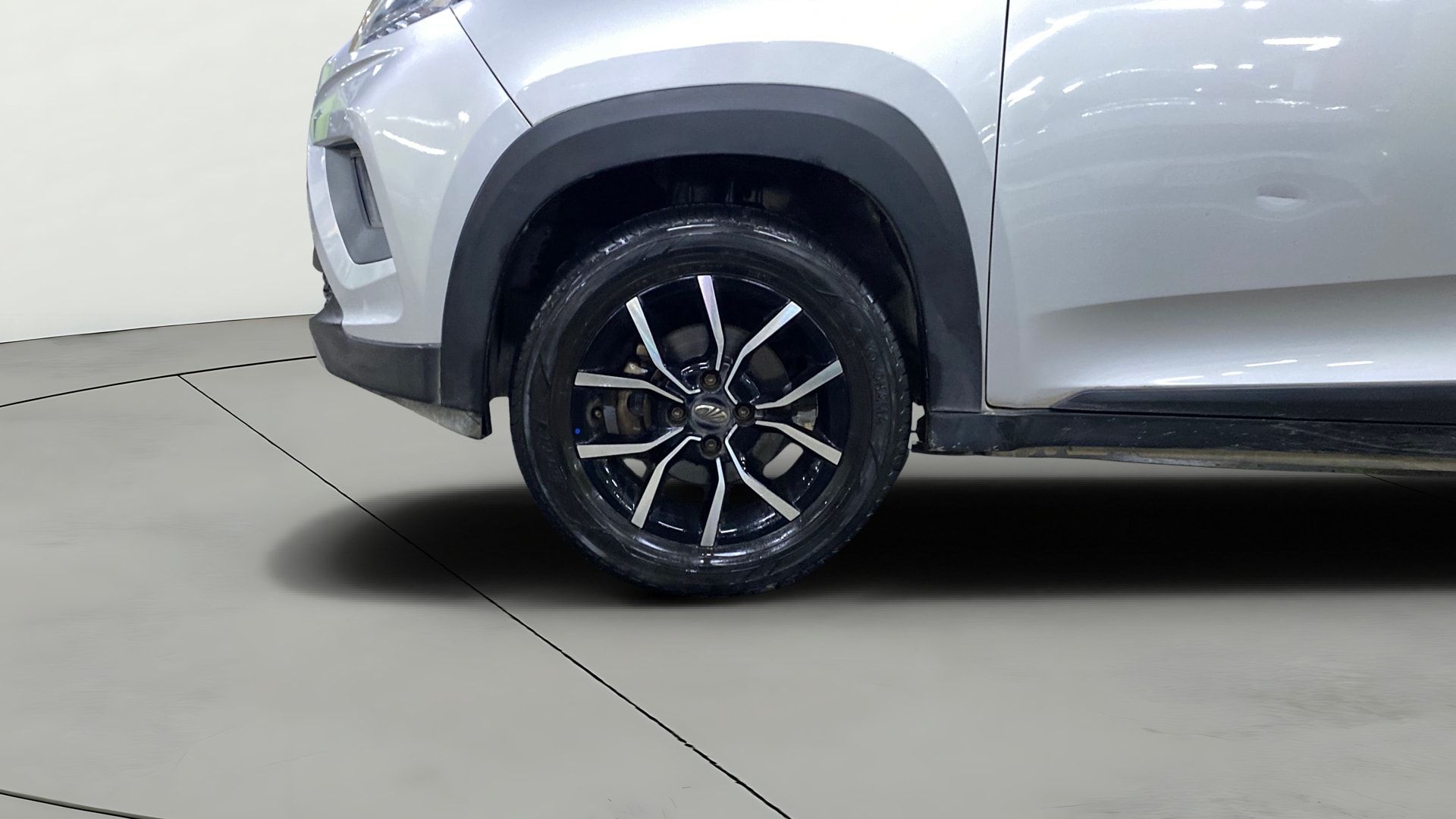 View 2018 Mahindra KUV100 K2 Petrol BS IV Image 33 Used 2018 Mahindra KUV100 K2 Petrol BS IV Image 33