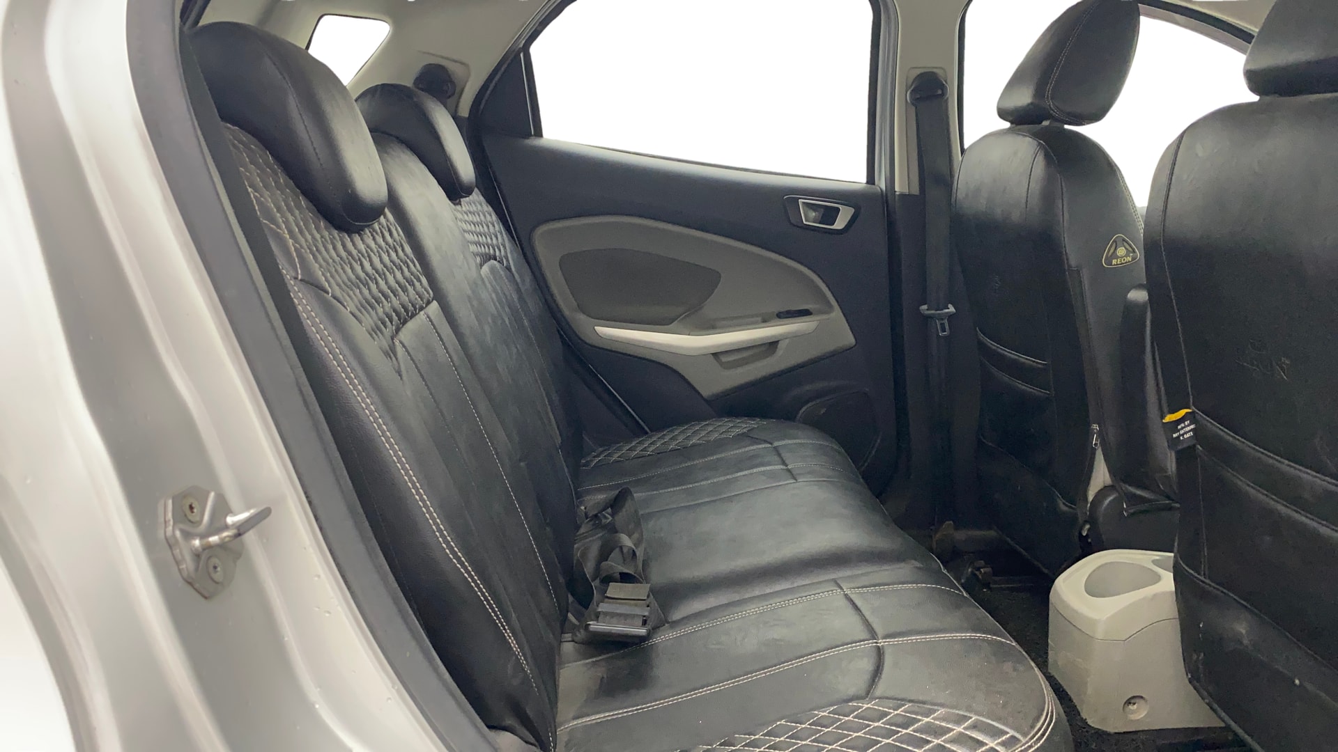 View 2016 Ford EcoSport 1.5 TDCi Diesel Ambiente BS IV Image 34 Used 2016 Ford EcoSport 1.5 TDCi Diesel Ambiente BS IV Image 34