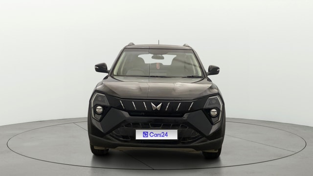 View Mahindra XUV 3XO Image 1 Used Mahindra XUV 3XO Image 1
