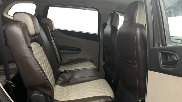 View Renault Triber Image 30 Used Renault Triber Image 30
