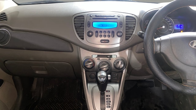 View Hyundai i10 Image 17 Used Hyundai i10 Image 17