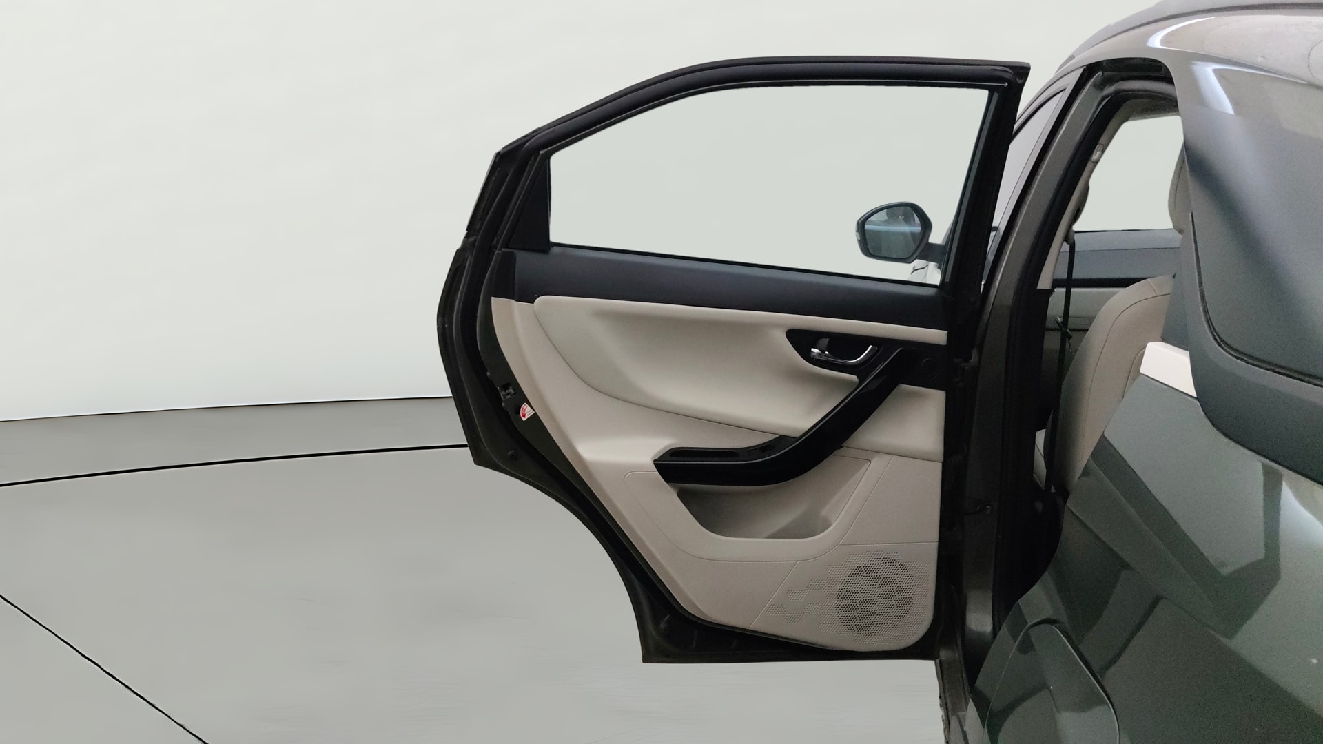 View 2022 Tata Nexon Revotron XE Image 23 Used 2022 Tata Nexon Revotron XE Image 23