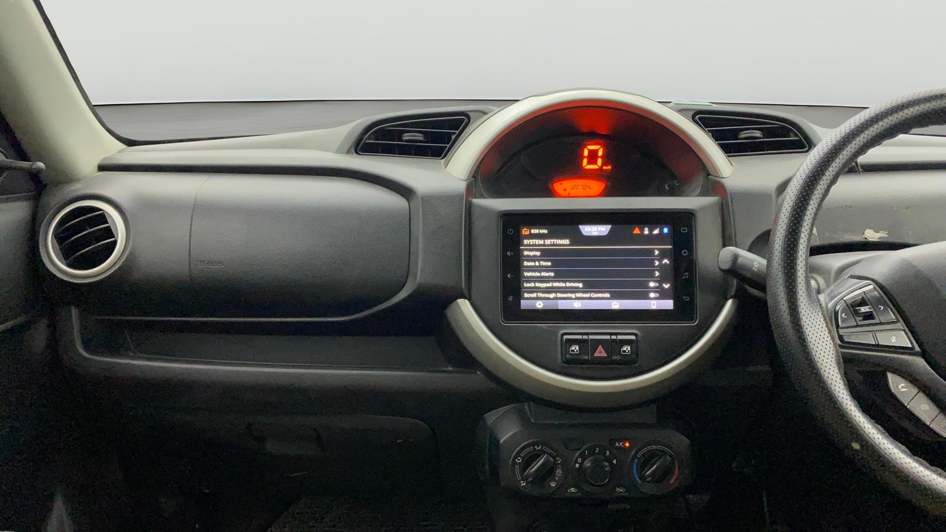 View 2020 Maruti Suzuki 1000 Base Variant Image 17 Used 2020 Maruti Suzuki 1000 Base Variant Image 17