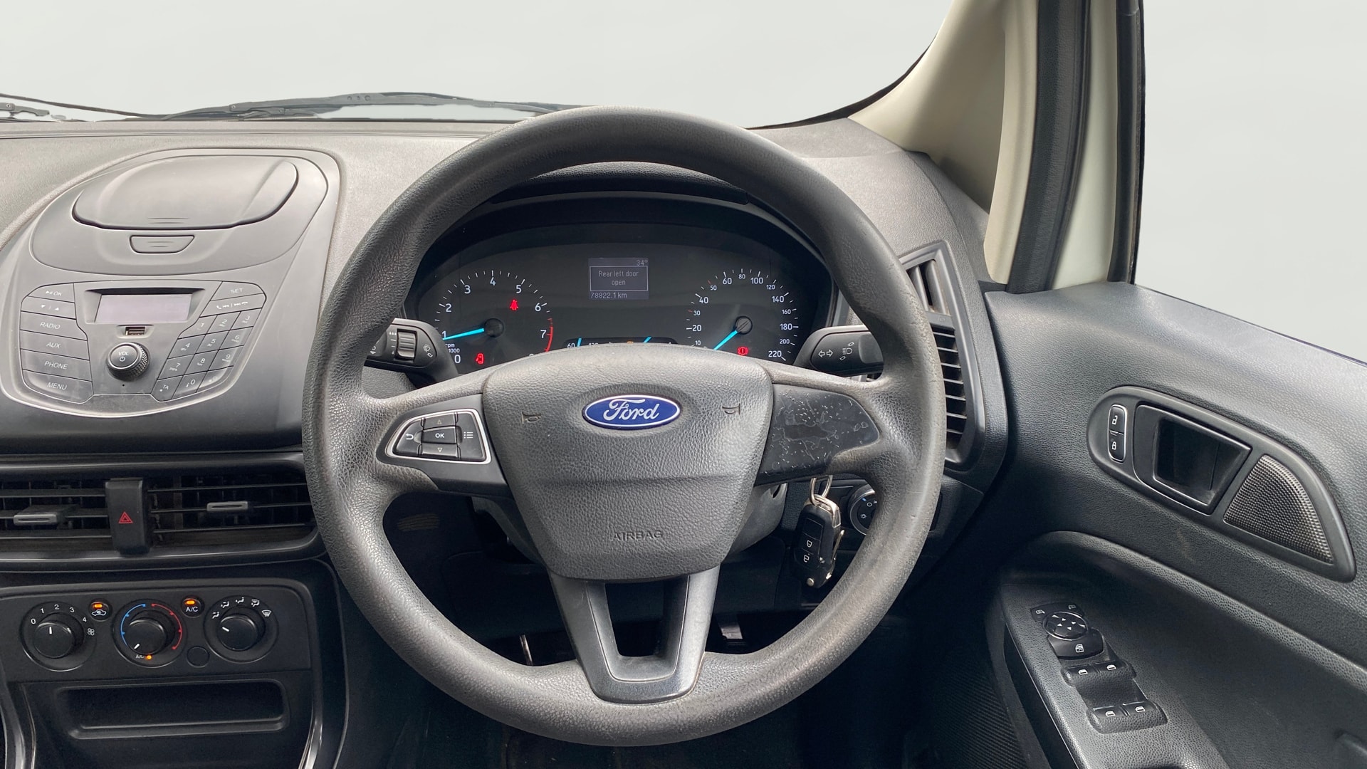 View 2019 Ford EcoSport 1.5 TDCi Diesel Ambiente BS IV Image 14 Used 2019 Ford EcoSport 1.5 TDCi Diesel Ambiente BS IV Image 14
