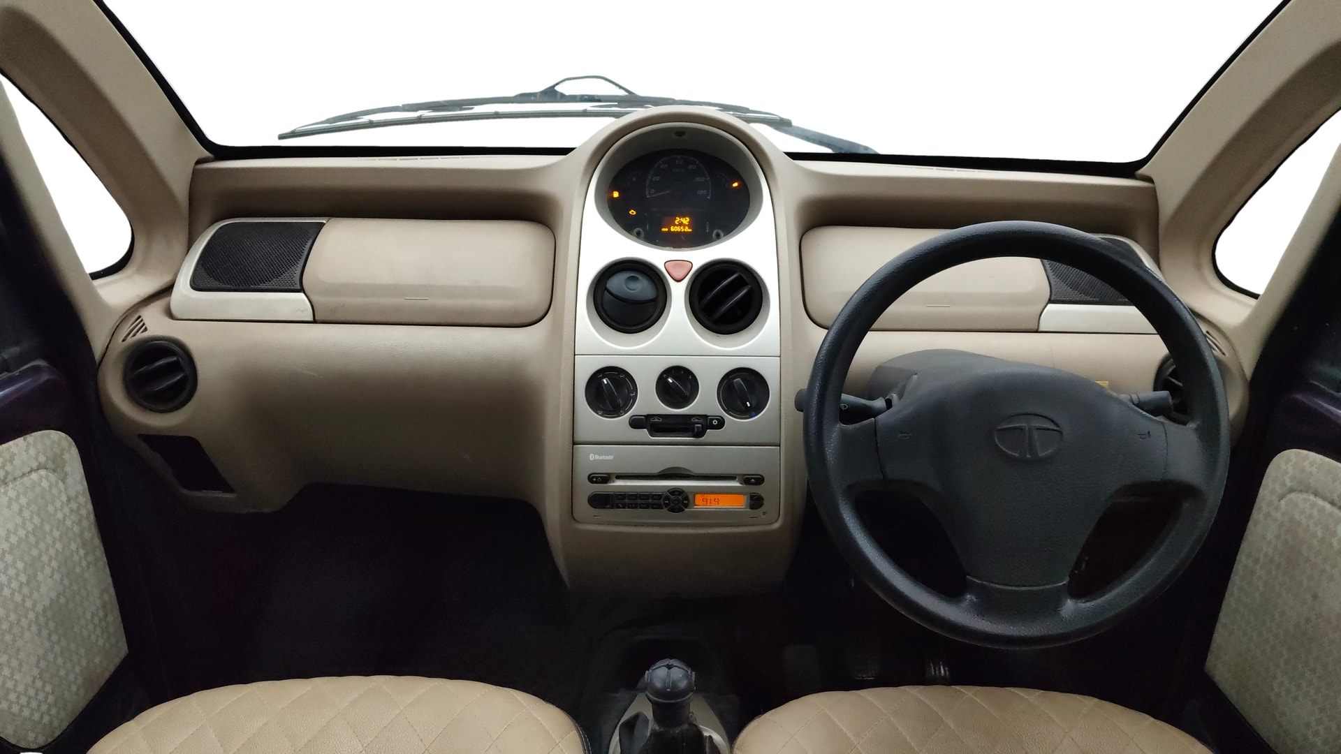 View 2015 Tata Nano Twist XT Image 15 Used 2015 Tata Nano Twist XT Image 15