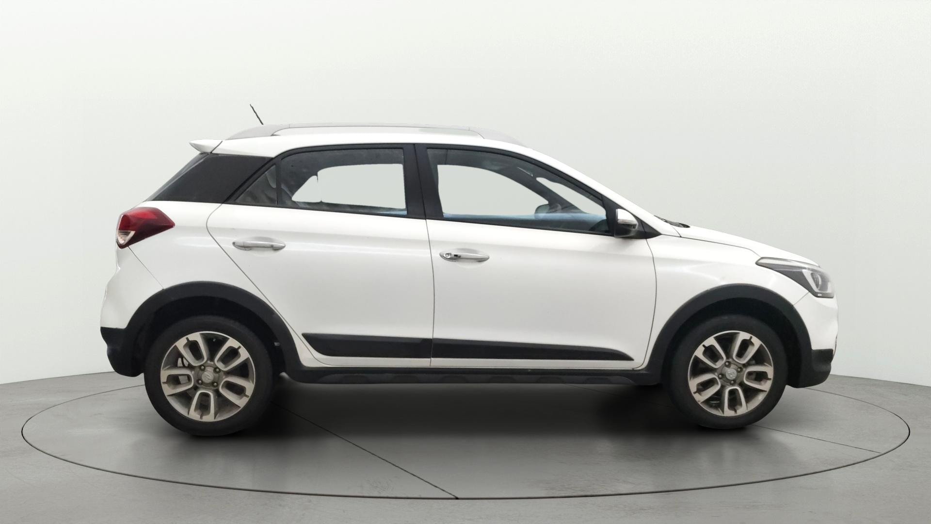View 2017 Hyundai i20 Active 1.2 SX Image 8 Used 2017 Hyundai i20 Active 1.2 SX Image 8