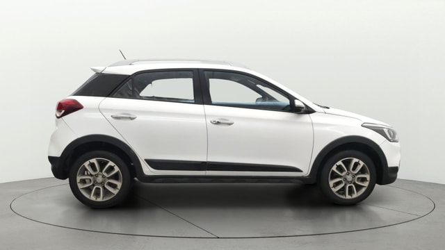 View Hyundai i20 Active Image 8 Used Hyundai i20 Active Image 8