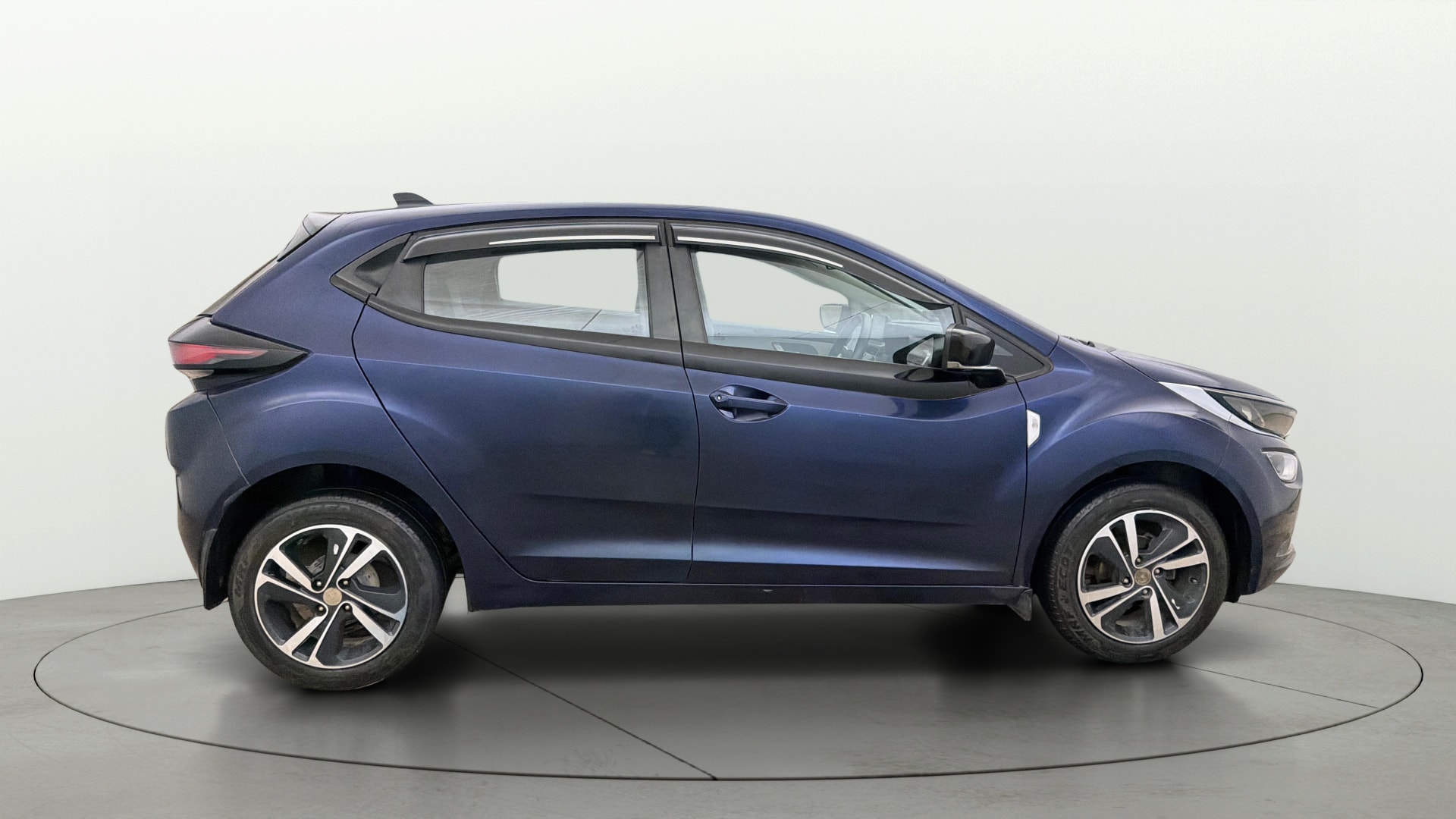 View 2024 Tata Altroz XZ Petrol Image 28 Used 2024 Tata Altroz XZ Petrol Image 28