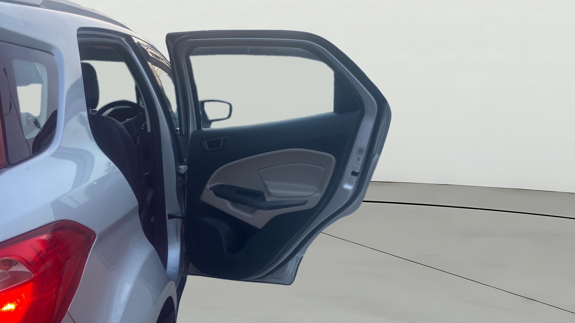 View 2020 Ford EcoSport 1.5 TDCi Diesel Ambiente BS IV Image 7 Used 2020 Ford EcoSport 1.5 TDCi Diesel Ambiente BS IV Image 7