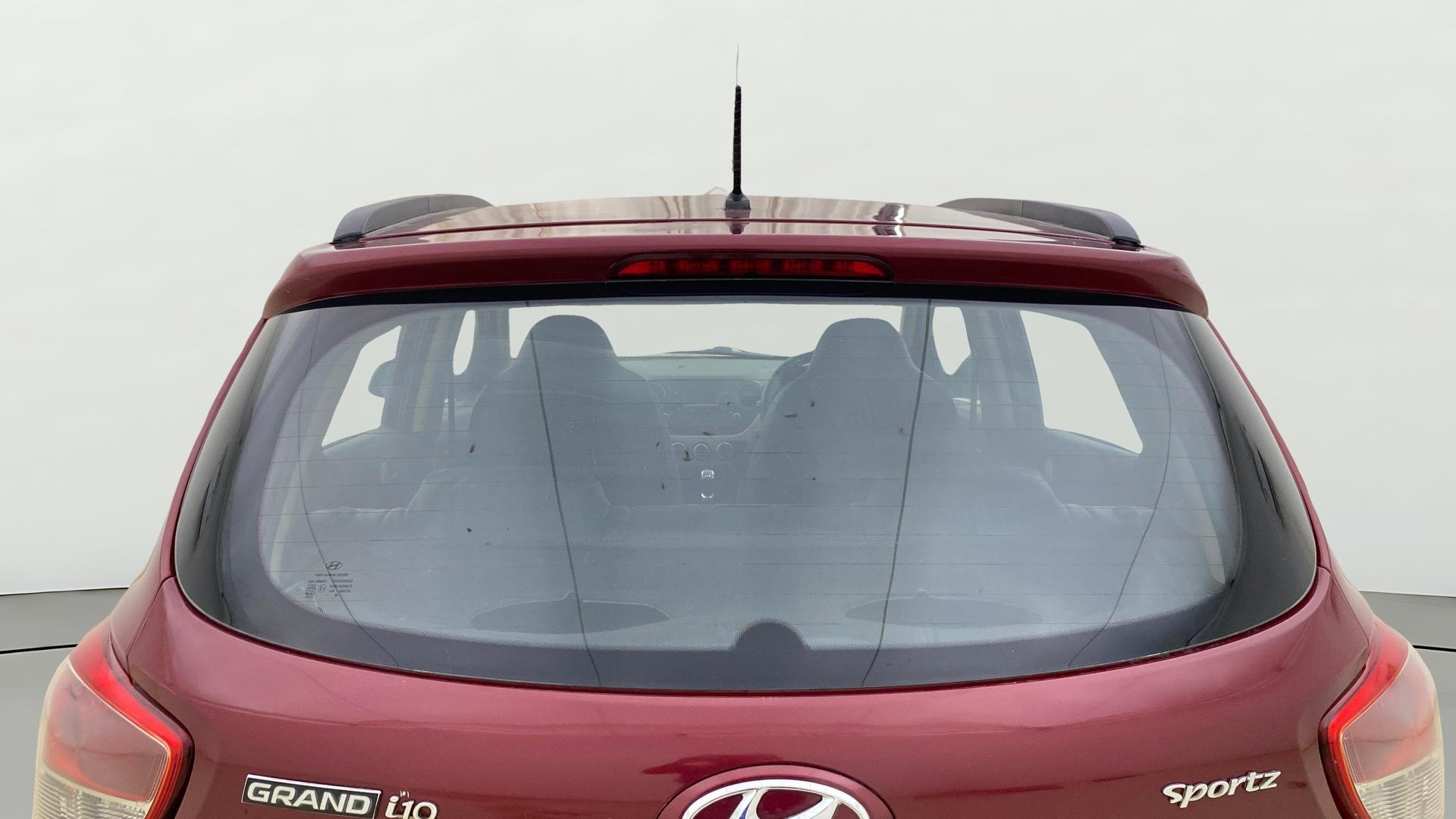 View 2015 Hyundai Grand i10 Sportz 1.2 Kappa Image 4 Used 2015 Hyundai Grand i10 Sportz 1.2 Kappa Image 4
