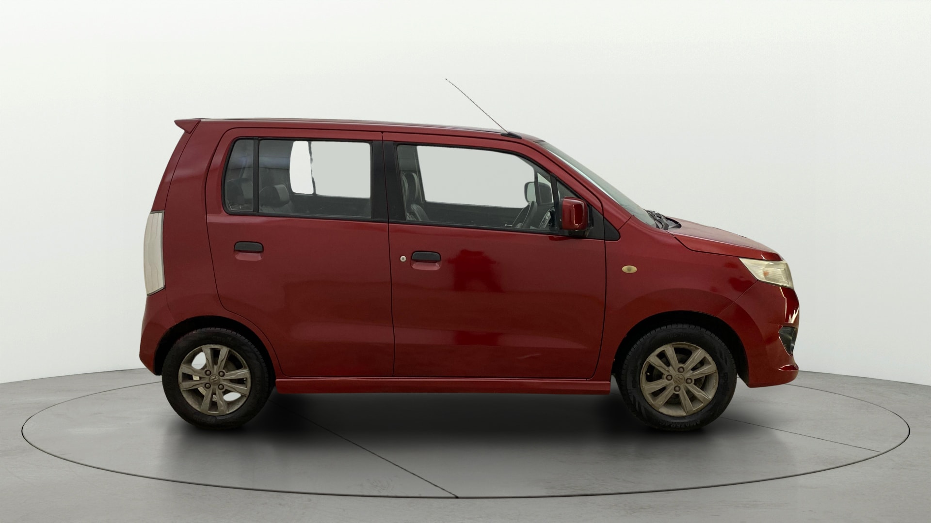View 2014 Maruti Suzuki Stingray LXI Image 8 Used 2014 Maruti Suzuki Stingray LXI Image 8