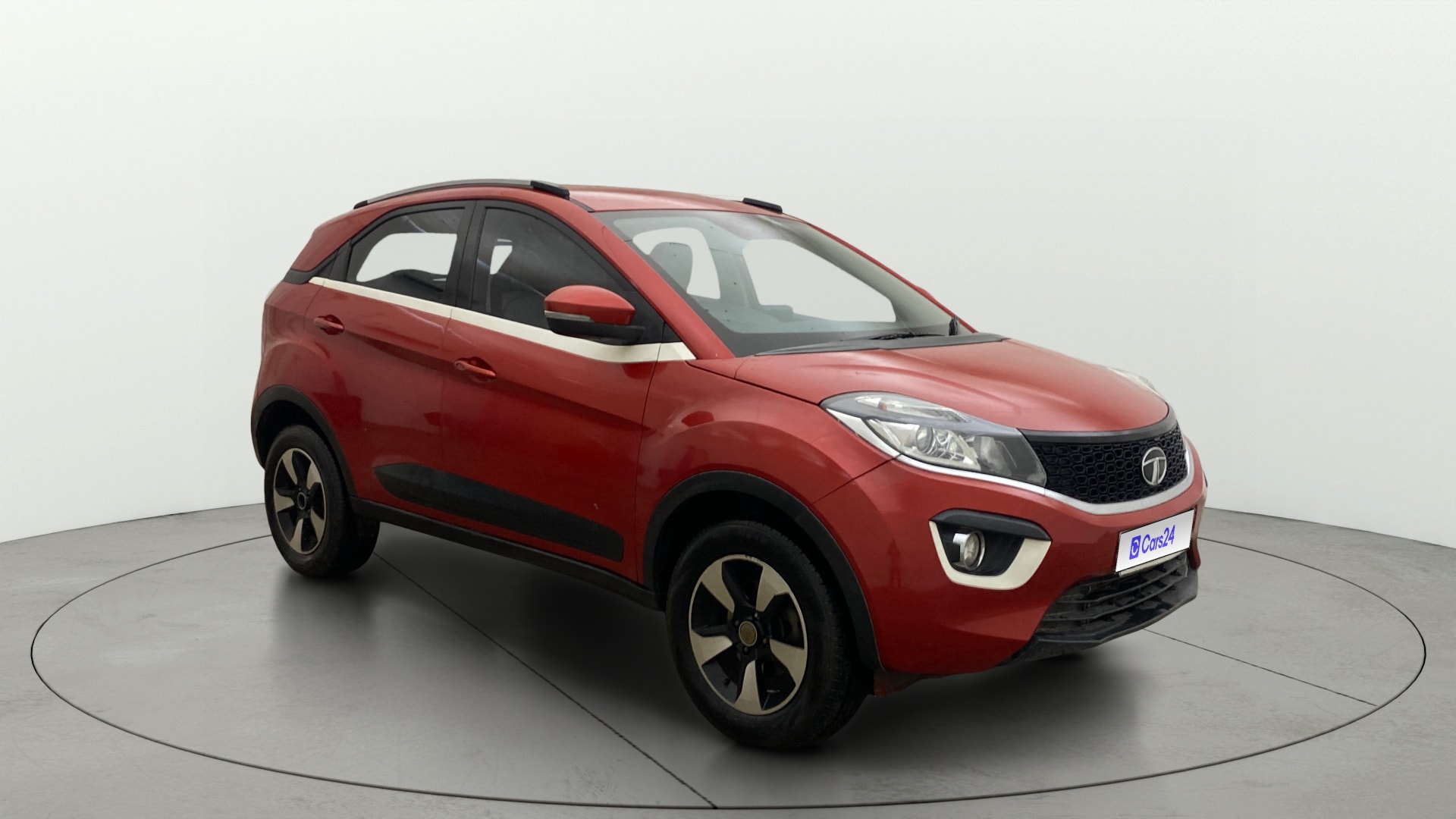 Used 2018 Tata Nexon Used 2018 Tata Nexon