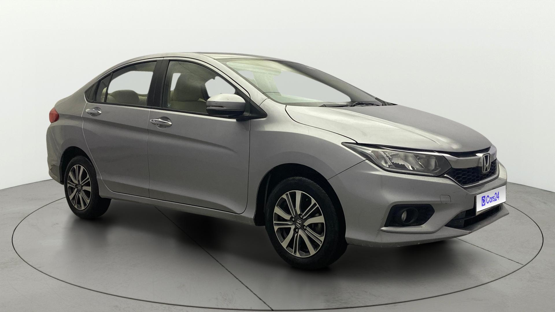 View 2022 Honda City ZX MT Diesel Anniversary Edition Image 23 Used 2022 Honda City ZX MT Diesel Anniversary Edition Image 23
