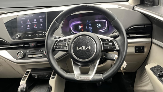 View Kia Carens Image 21 Used Kia Carens Image 21