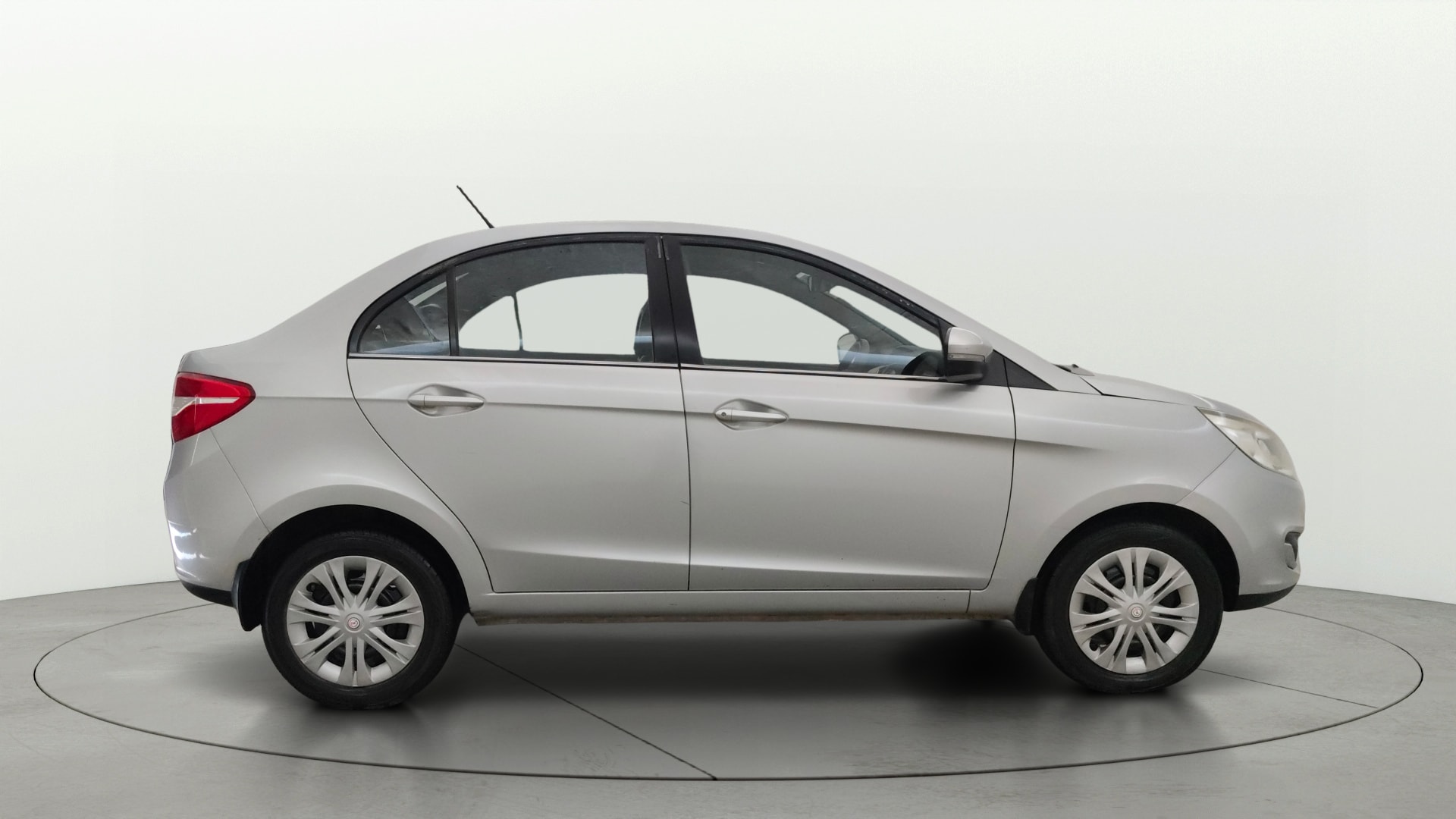 View 2015 Tata Zest XM Petrol Image 8 Used 2015 Tata Zest XM Petrol Image 8