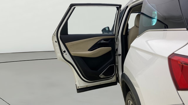 View MG Hector Image 23 Used MG Hector Image 23