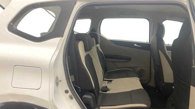 View Renault Triber Image 30 Used Renault Triber Image 30