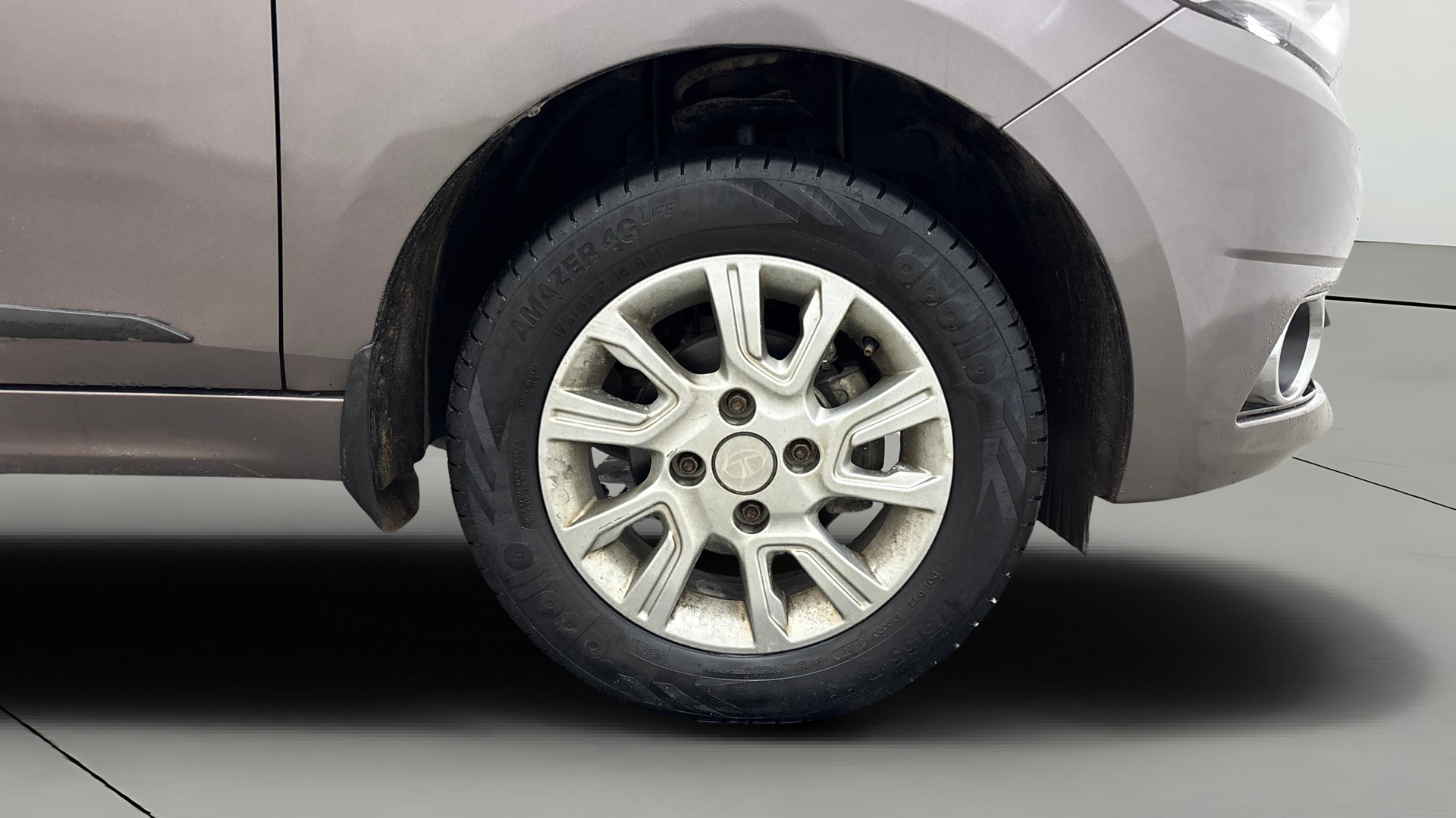 View 2018 Tata Tiago Revotorq XB Image 39 Used 2018 Tata Tiago Revotorq XB Image 39