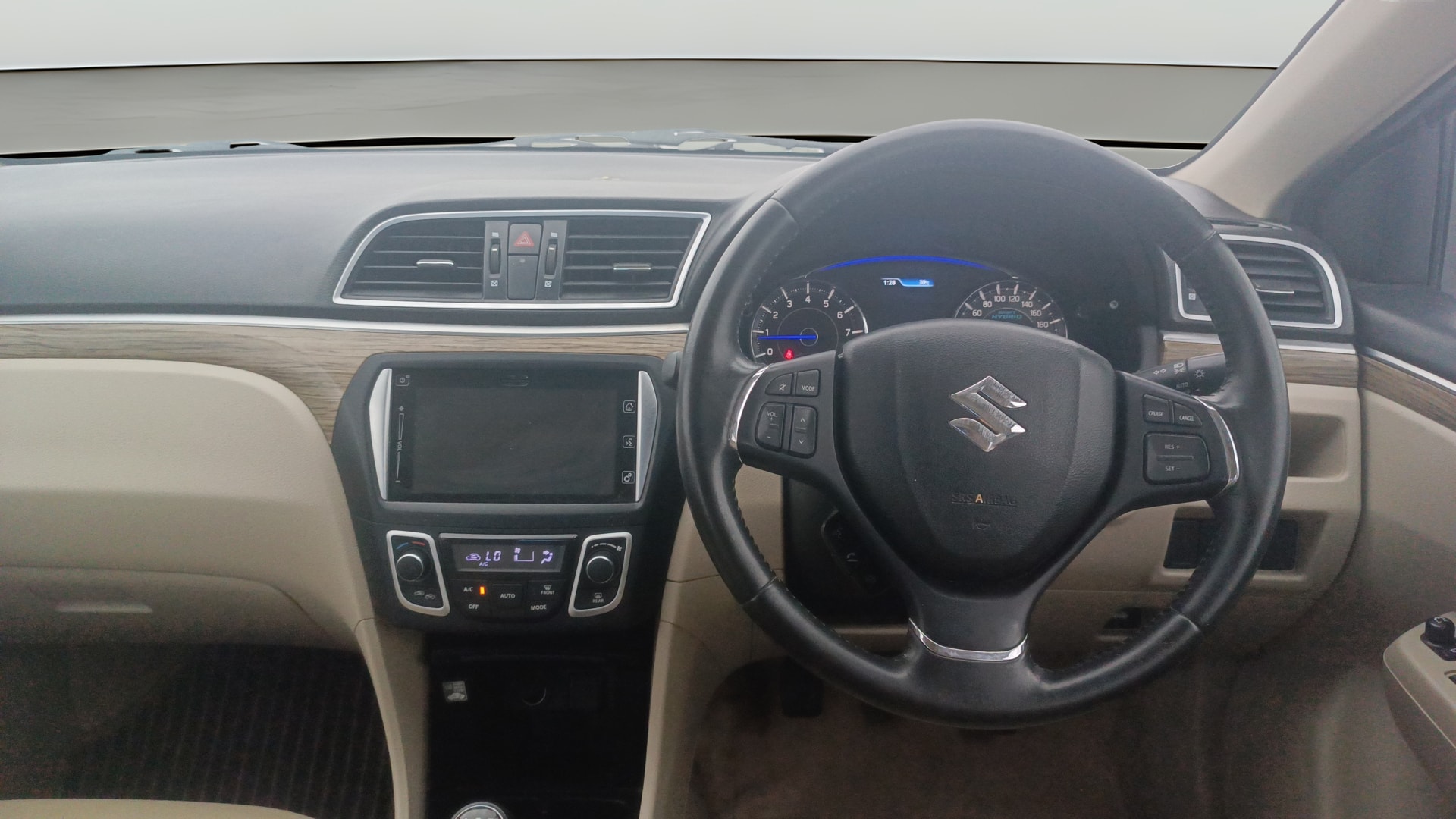 View 2019 Maruti Suzuki 1000 Base Variant Image 13 Used 2019 Maruti Suzuki 1000 Base Variant Image 13
