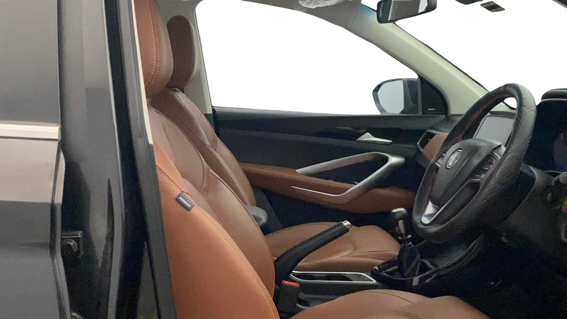 View 2022 MG Hector Plus Sharp Turbo 6 Seater Diesel Image 19 Used 2022 MG Hector Plus Sharp Turbo 6 Seater Diesel Image 19