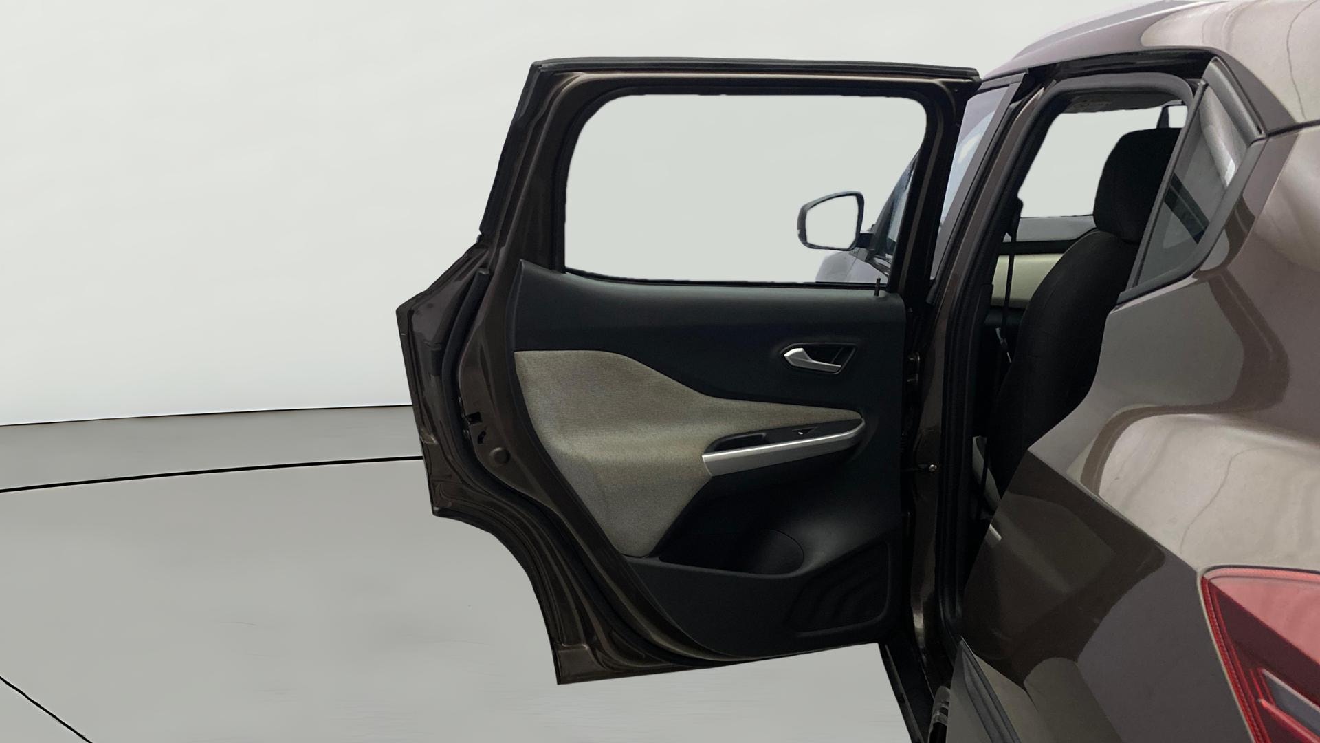 View 2023 Nissan Magnite Turbo XV Image 22 Used 2023 Nissan Magnite Turbo XV Image 22