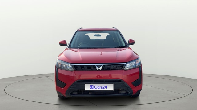 View Mahindra XUV300 Image 1 Used Mahindra XUV300 Image 1