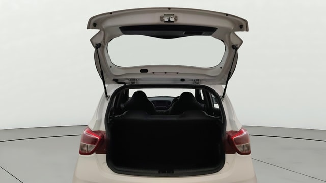 View Hyundai Grand i10 Image 16 Used Hyundai Grand i10 Image 16