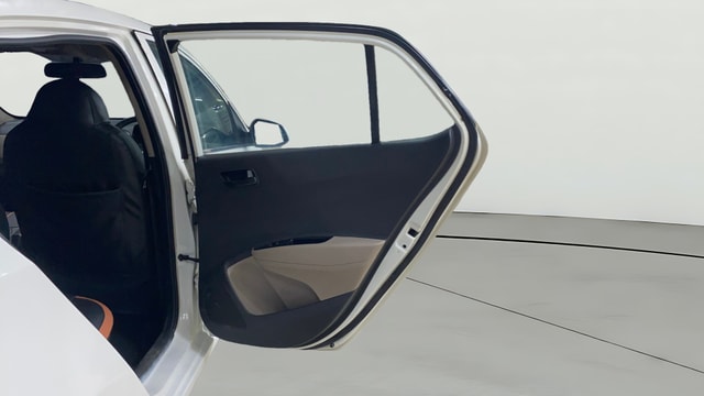 View Hyundai Grand i10 Image 7 Used Hyundai Grand i10 Image 7